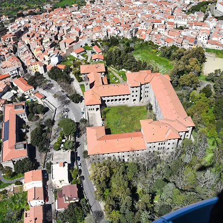 Il Portico Rosa Cuglieri